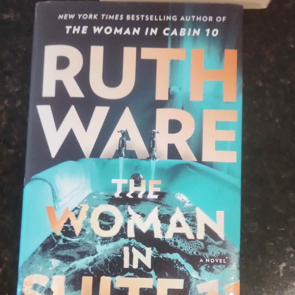 The Woman in Suite 11 Ruth Ware